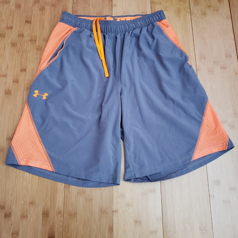 UNDER ARMOUR SHORTS